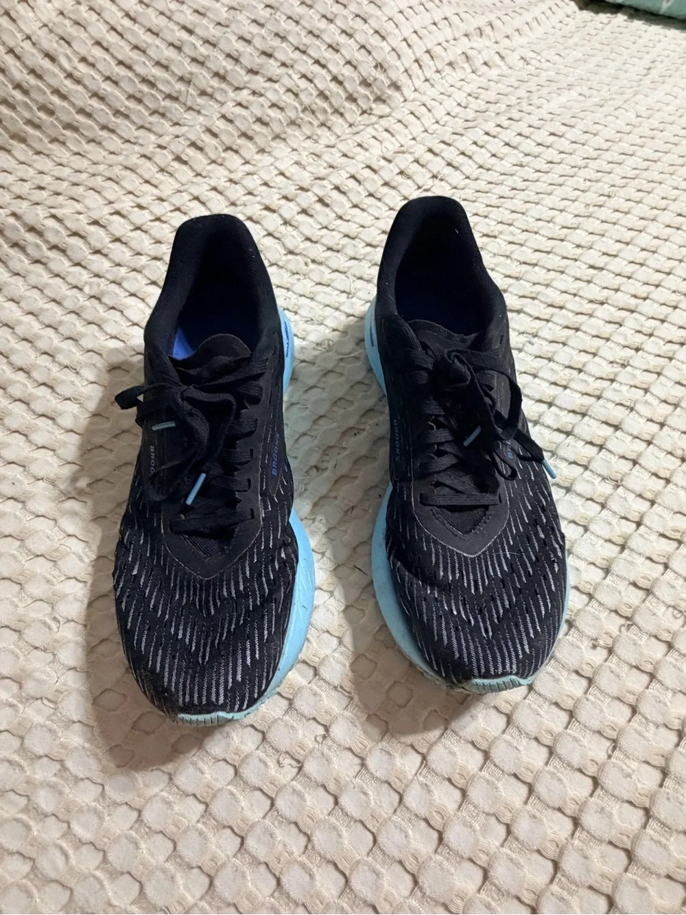 Brooks Hyperion